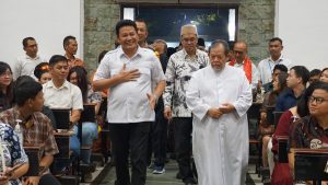 Tinjau Malam Natal di Sejumlah Gereja, Bupati Subandi: Jaga Situasi Tetap Kondusif