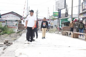 Betonisasi Kureksari-Kepuhkiriman Rampung, Bupati Sorot Lambatnya Pengerjaan Jalan Kedungrejo-Wadungasri