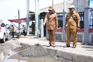 Wabup Mimik Idayana Pantau Perbaikan Jalan Rusak, Dinas PUBMSDA: Hampir Setiap Hari Ada Pengaduan