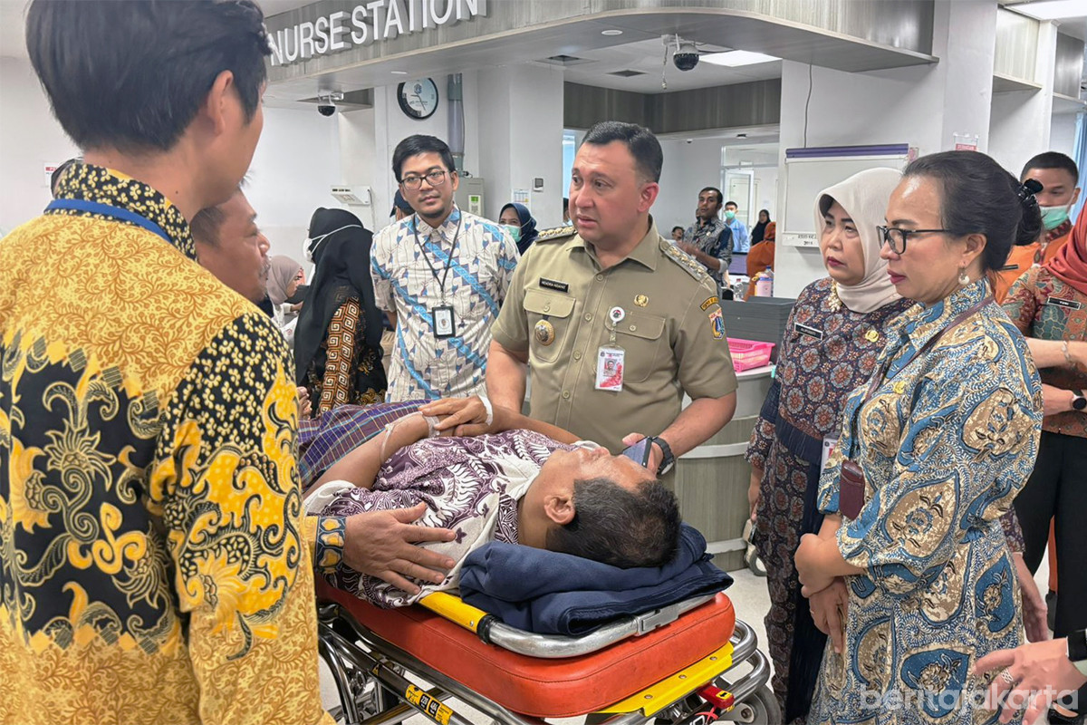 Mobil MBG Terobos Barisan Siswa SDN Kalibaru 01 Jakarta Utara, 20 Siswa dan 1 Guru Dilarikan ke Rumah Sakit