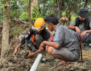 Relawan SARMMI Pulihkan Pipa Air 2 Km di Tapanuli Selatan