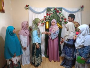 MTK Aisyiyah Jatim Pecah Telur, Kisah Ta’aruf Tofan dan Ismi Berbuah Pernikahan