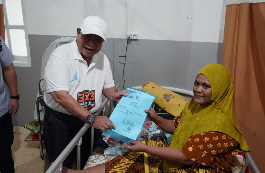 Lahir Bertepatan Hari Patriotik Gorontalo, Lima Bayi Dapat Kunjungan Khusus Wali Kota
