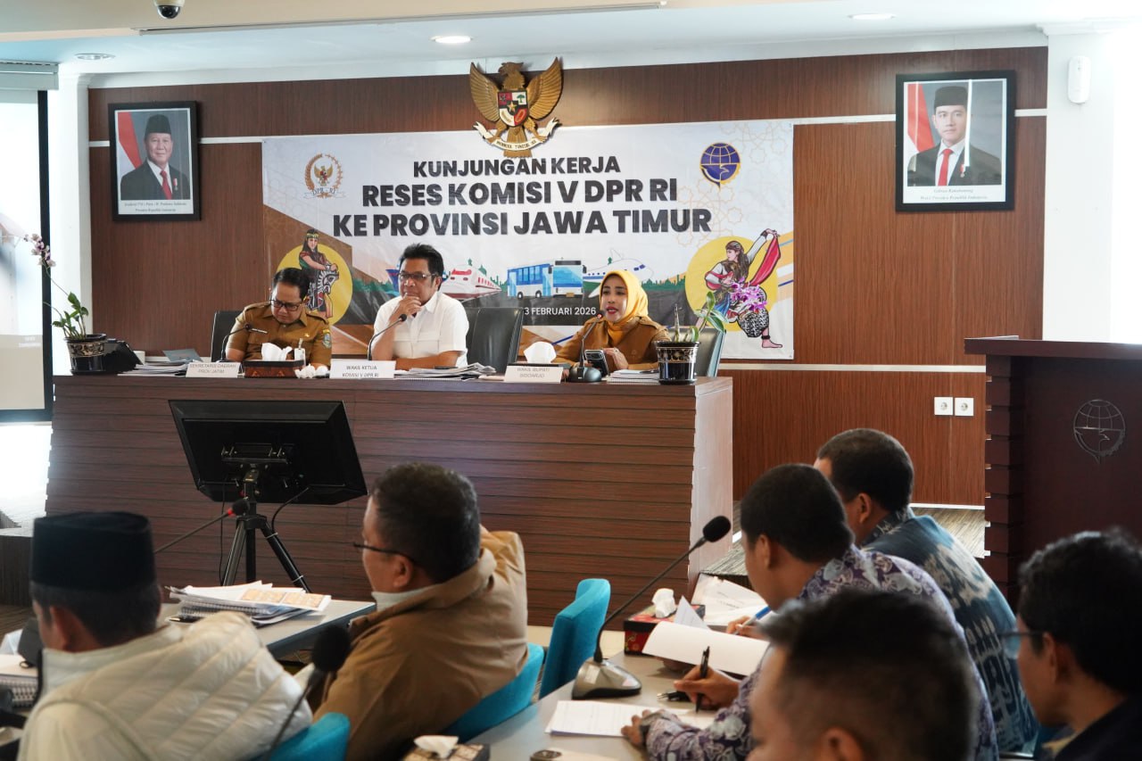 Kunjungi Jatim, Komisi V DPR RI Tinjau Terminal Purabaya, Jalan Berlubang, hingga Kesiapan Mudik Lebaran