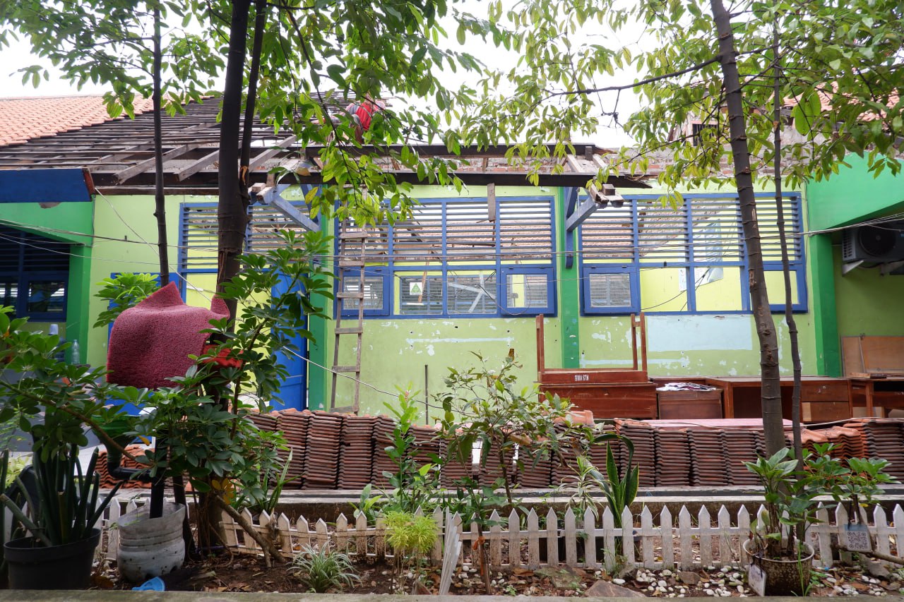 Sidak Atap Ambruk di SMPN 1 Gedangan, Bupati Subandi Pastikan Percepat Perbaikan