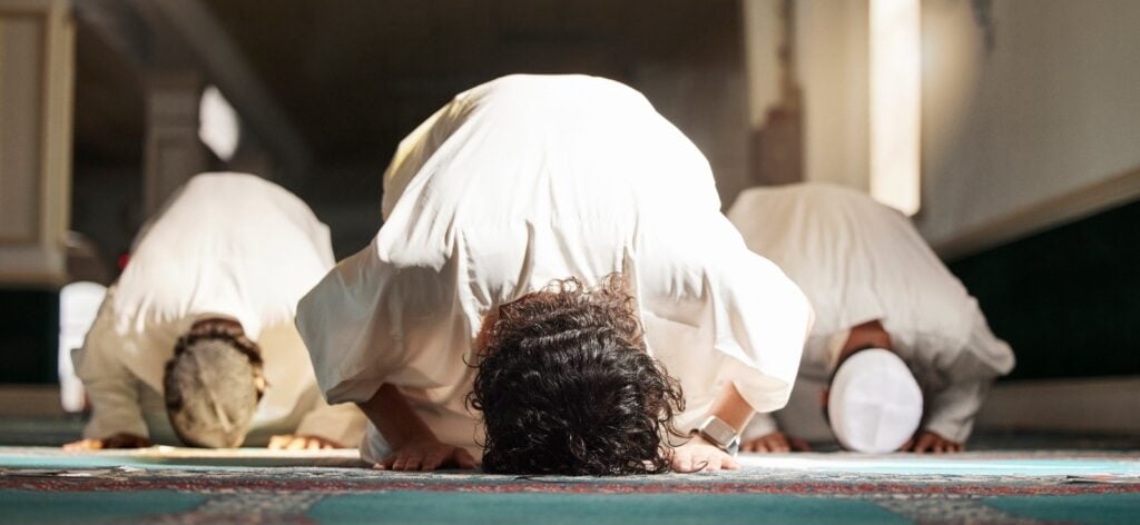 Apakah Khutbah Salat Gerhana Dua Kali? Ini Dalil dan Tata Caranya