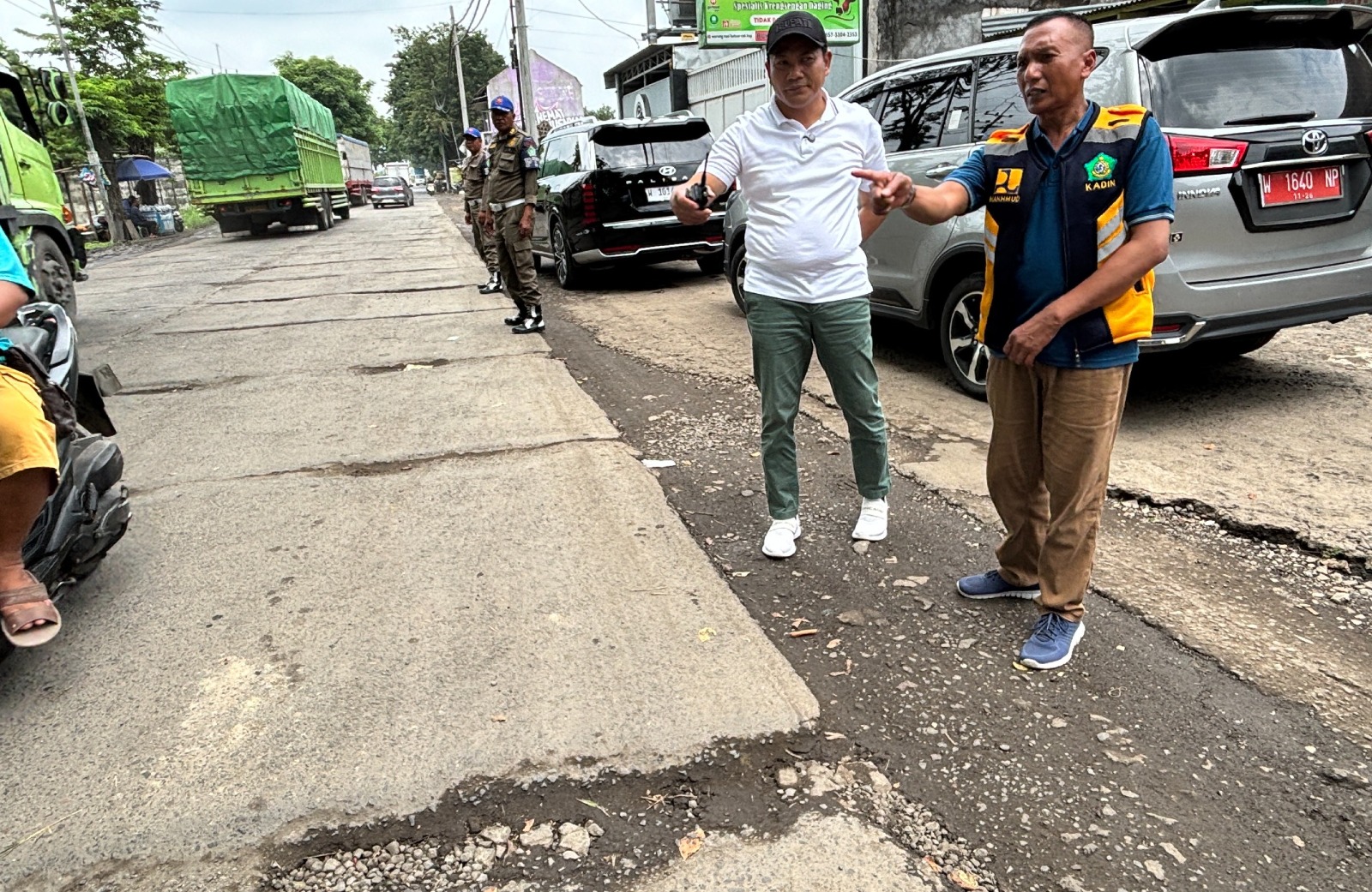Bupati Subandi Tegaskan Perbaikan Jalan Harus Overlay, Targetkan Rampung Sebelum Lebaran