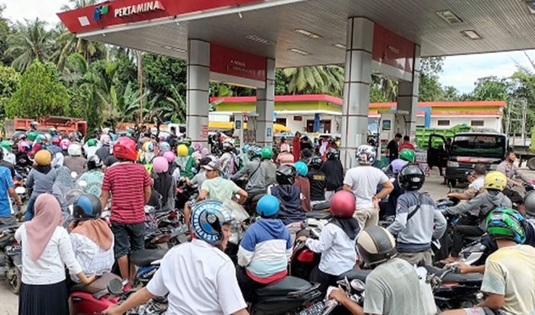 Harga BBM Serentak Turun Februari 2026, Pertamax hingga Dexlite Lebih Murah