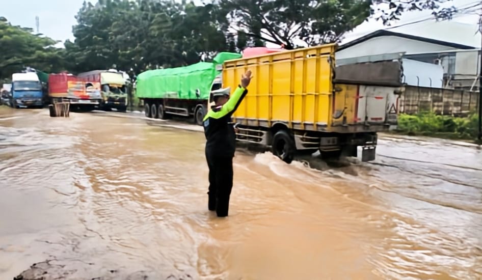 Mudik Lebaran 2026 Dibayangi Banjir, Kementerian PU Siagakan Pompa di Jalur Pantura