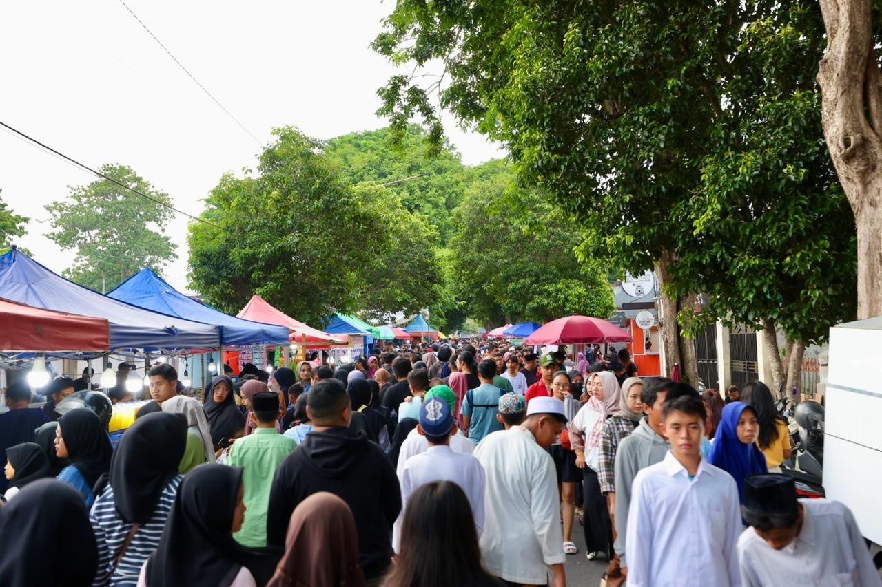 Pasar Takjil Ramadan di Banyuwangi, Geliatkan Perekonomian Rakyat