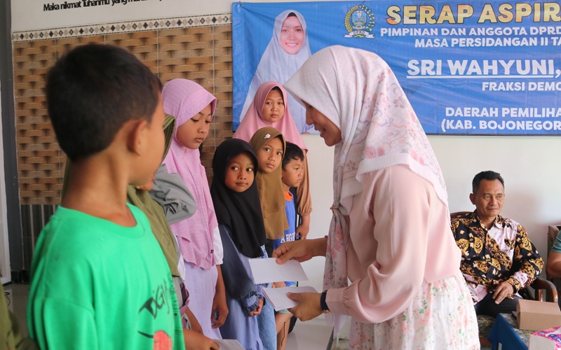 Wakil Ketua DPRD Jatim Sri Wahyuni Dukung Penuh Pembangunan Infrastruktur dan Saran Pendidikan
