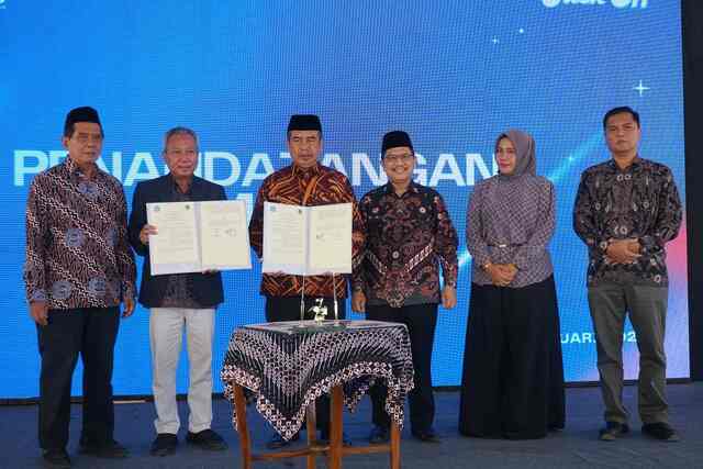 Teken MoU dengan Pemkab Madiun, UMMAD Tegaskan Komitmen dan Kontribusi dalam Pembangunan Daerah