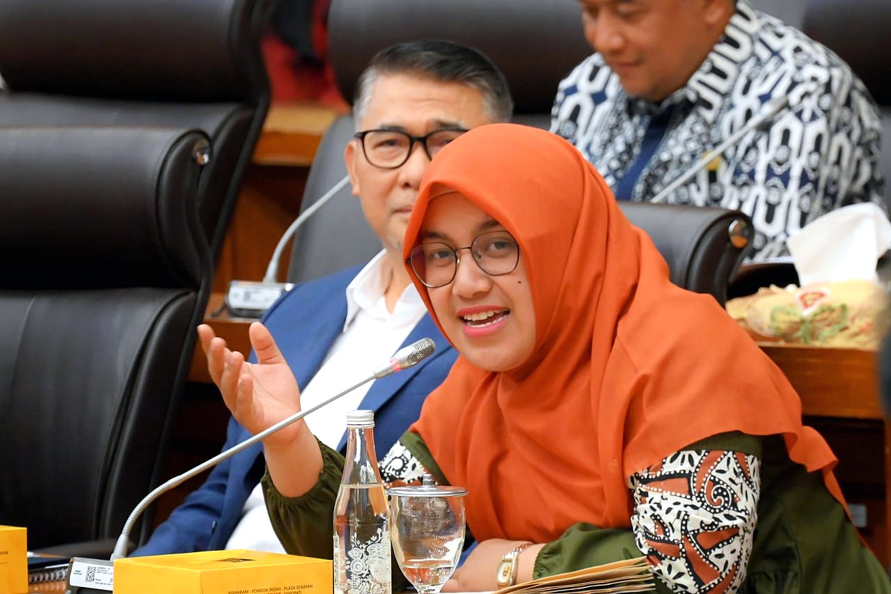 Anggota DPR Dorong Pemerintah Terapkan WFH Sektoral dan Perkuat Diplomasi Sektor Energi