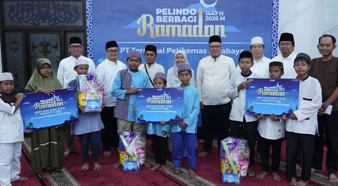 TPS Salurkan 789 Paket Sembako lewat Program Pelindo Berbagi Ramadan