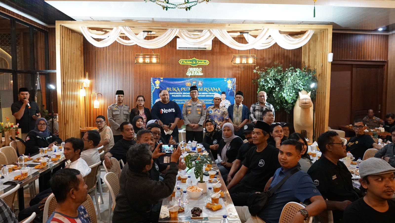 Buka Puasa Bersama Media dan Netizen, Perkuat Sinergi Polresta Sidoarjo Jaga Kamtibmas Ramadan