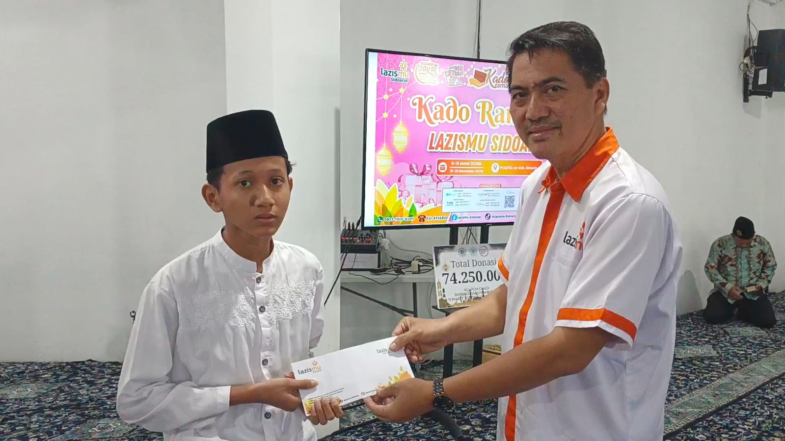 Tebar Kebahagiaan, Lazismu Candi Salurkan Kado Ramadan Rp74 Juta untuk Ratusan Penerima