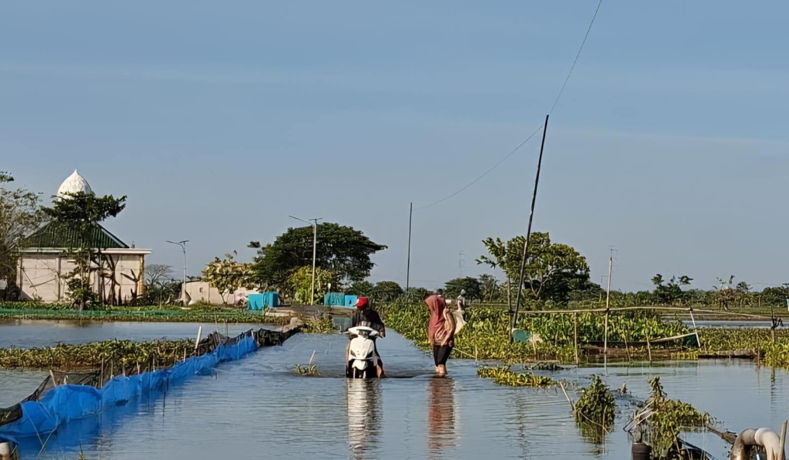 Warga Lamongan Bersiap Lebaran di Tengah Banjir, Begini Respon Muhammadiyah