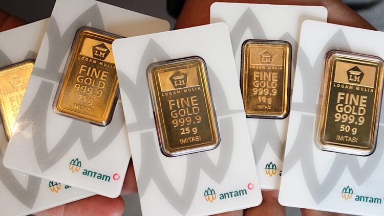 Harga Emas Antam Hari Ini Naik Tipis, Tembus Rp3.049.000 per Gram