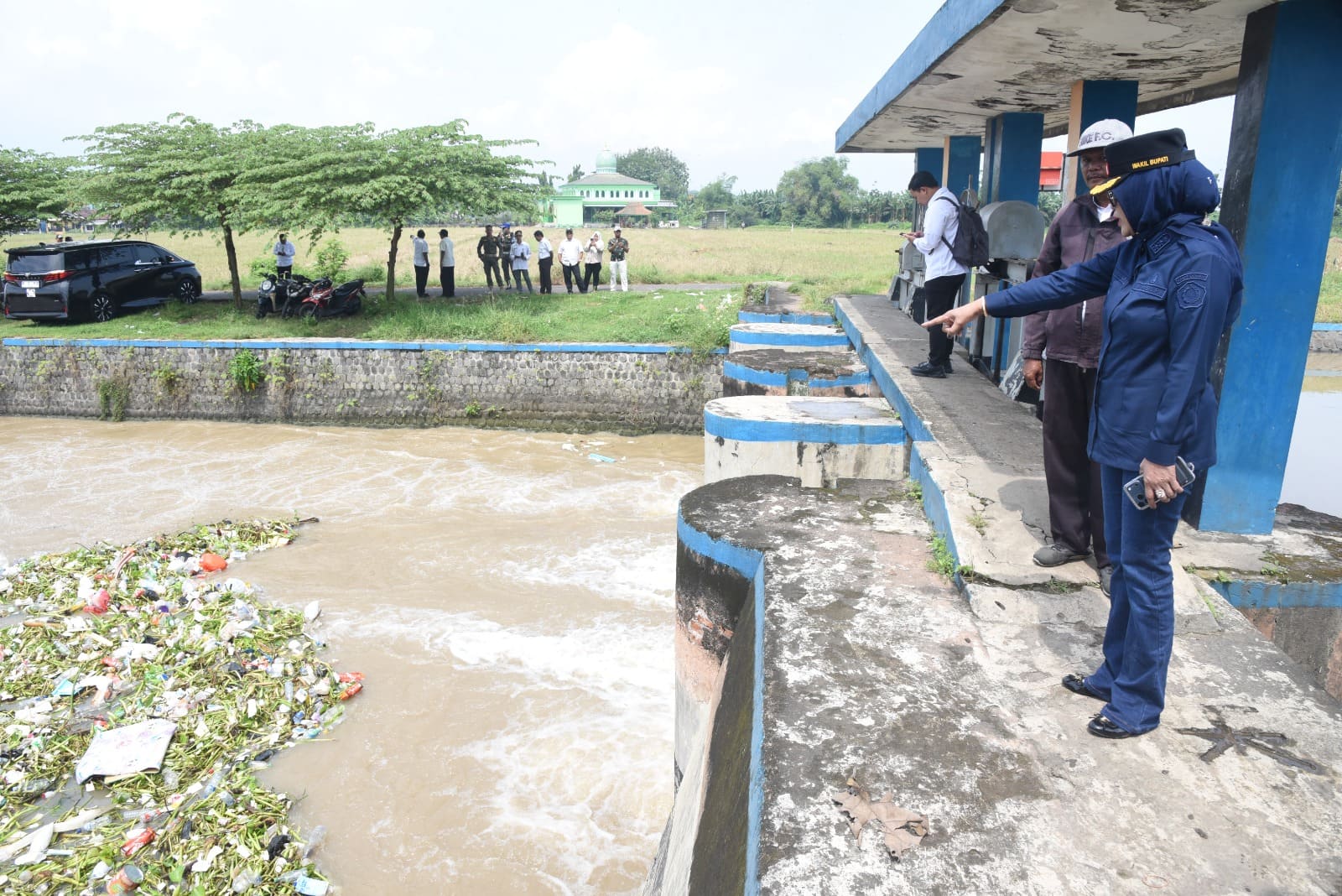 Tinjau Progres Normalisasi Sungai Porong Kanal, Wabup Sidoarjo Temukan Kerusakan Pintu Air Krembung