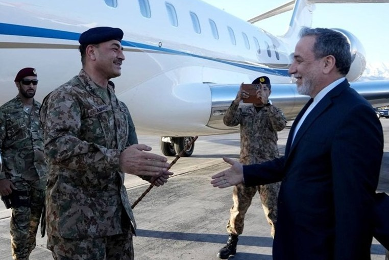 Negosiasi Tahap II Menggantung, Iran Masih Kaji Pesan AS via Pakistan