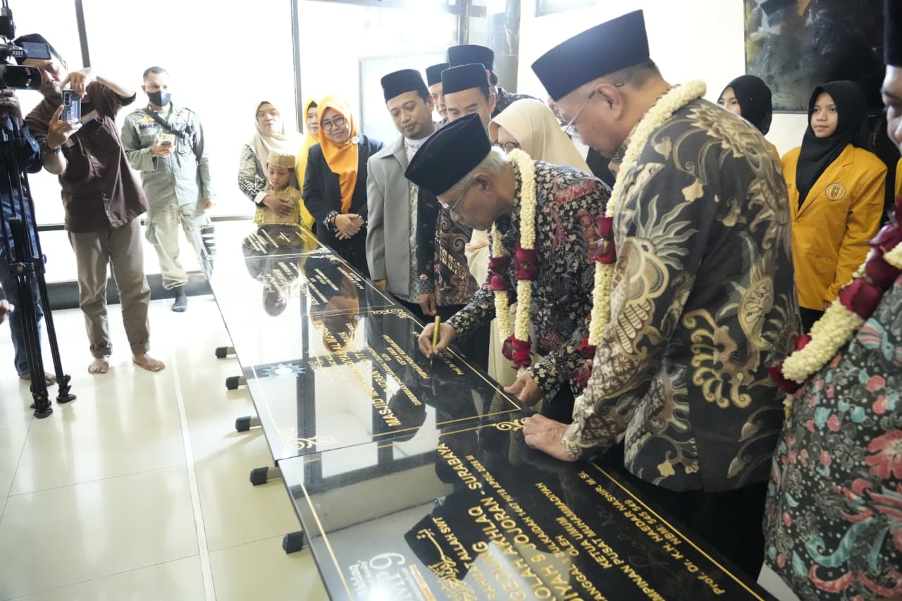Resmikan 6 AUM di PCM Gubeng, Haedar Nashir Tekankan Dakwah Amar Makruf Nahi Munkar