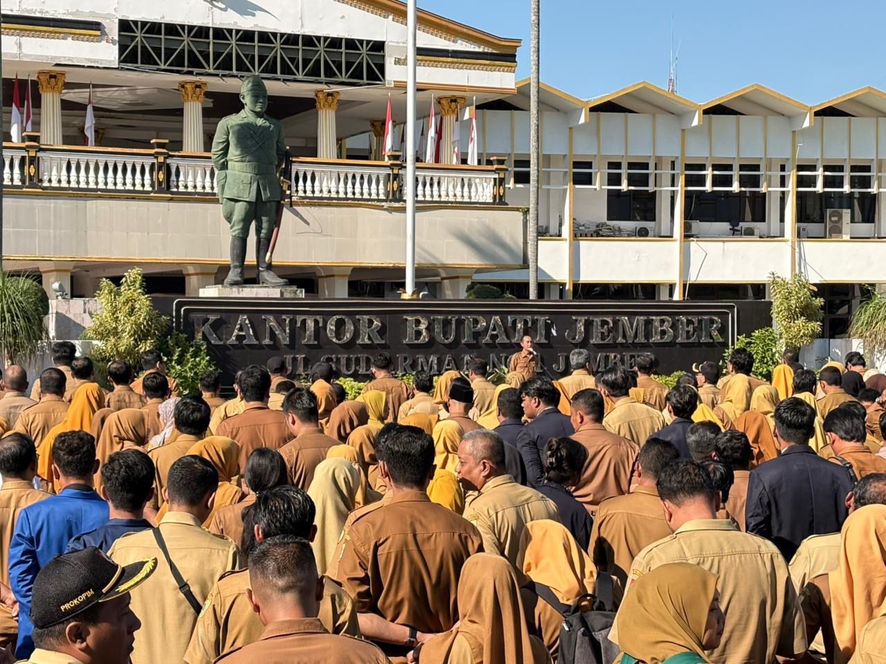 Pemkab Jember Mulai WFH Setiap Jumat Pekan Ini, Fokus Efisiensi Energi