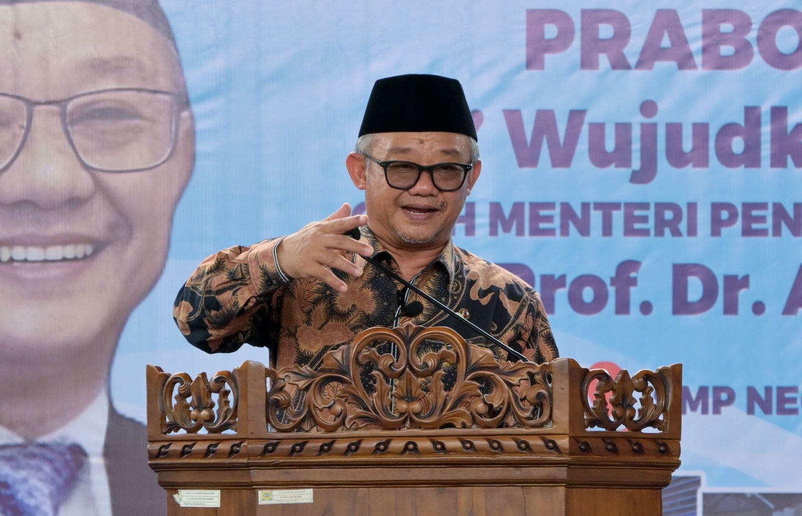 Revitalisasi Sekolah Digenjot, Pemerintah Prioritaskan Wilayah Terdampak Bencana dan Daerah 3T
