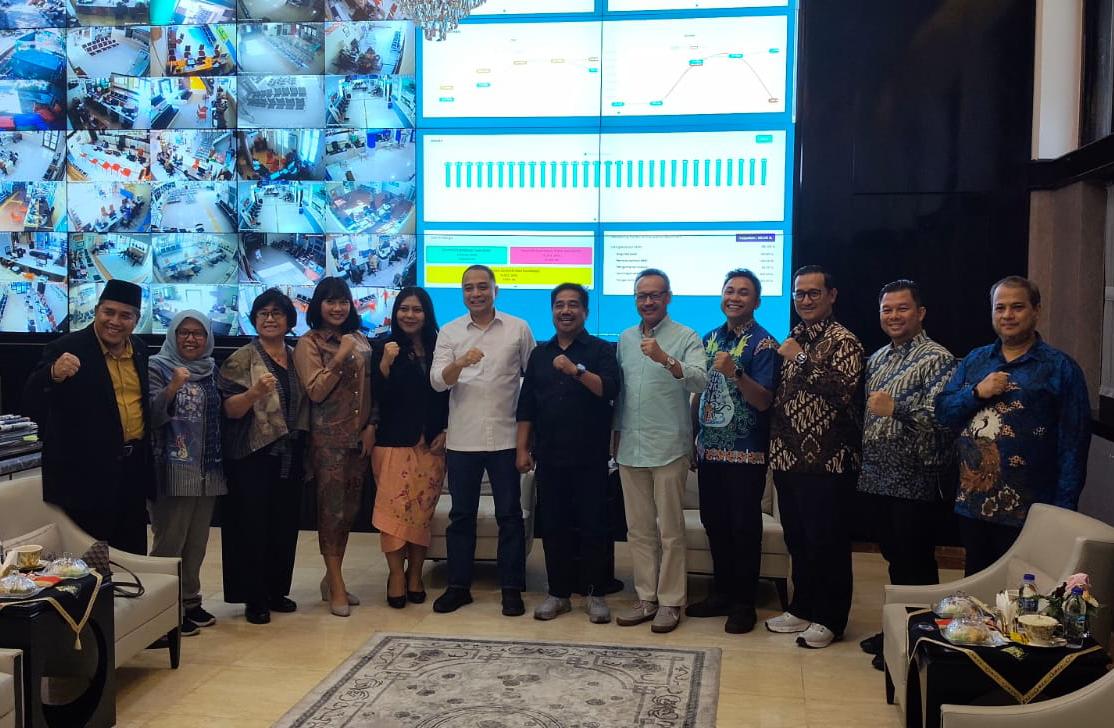 Dewan Pendidikan Surabaya Audiensi dengan Wali Kota Eri Cahyadi, Bahas Arah Kebijakan dan Solusi Nyata