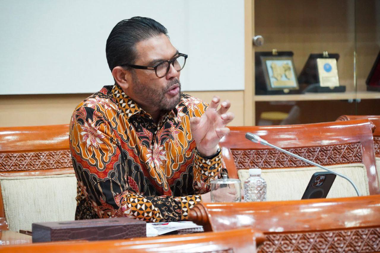 Baleg DPR Soroti Ketimpangan Investasi di Tanah Ulayat: RUU Masyarakat Adat Harus Jadi Jembatan