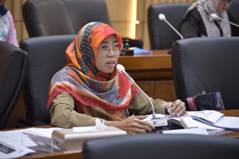 Komisi IX DPR Dorong BPJS Ketenagakerjaan Lebih Sensitif terhadap Kebutuhan Pekerja Perempuan