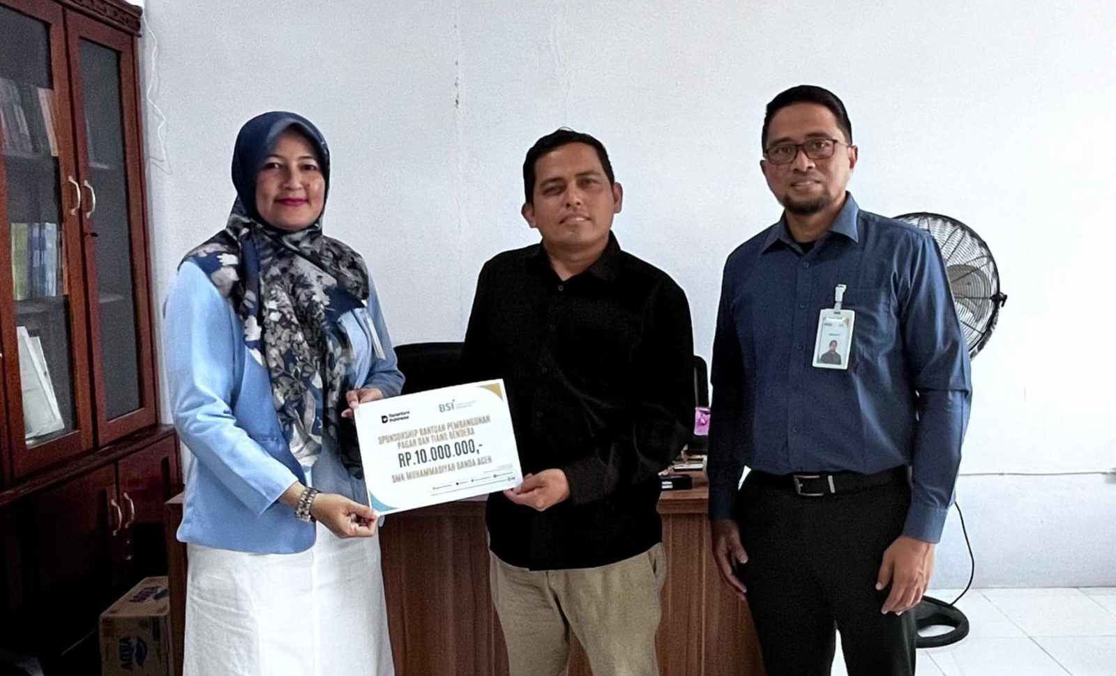 Dukung Pengembangan Pendidikan, BSI Salurkan Bantuan Infrastruktur ke SMK Muhammadiyah Aceh