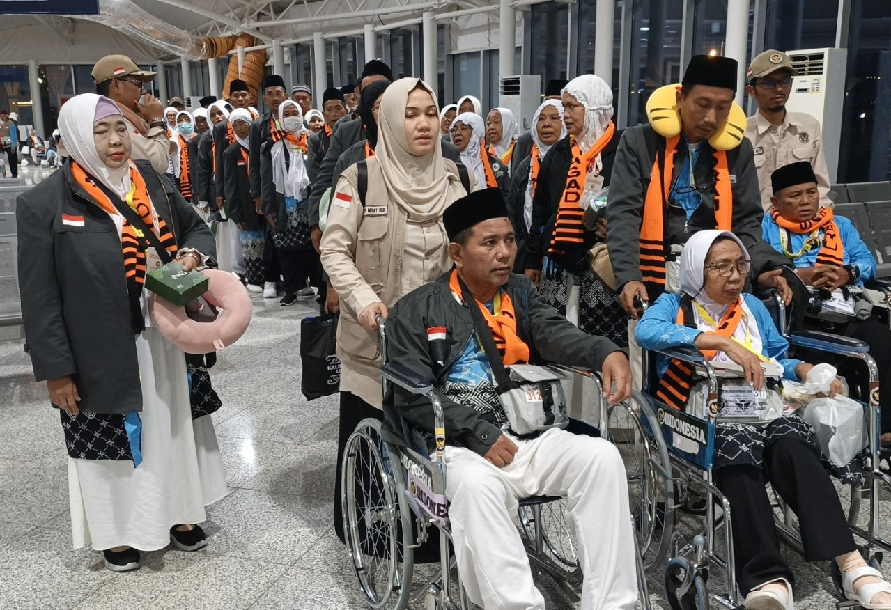 Paspor Jemaah Haji Basah, Petugas Ingatkan Risiko Besar Akibat Kelalaian Kecil