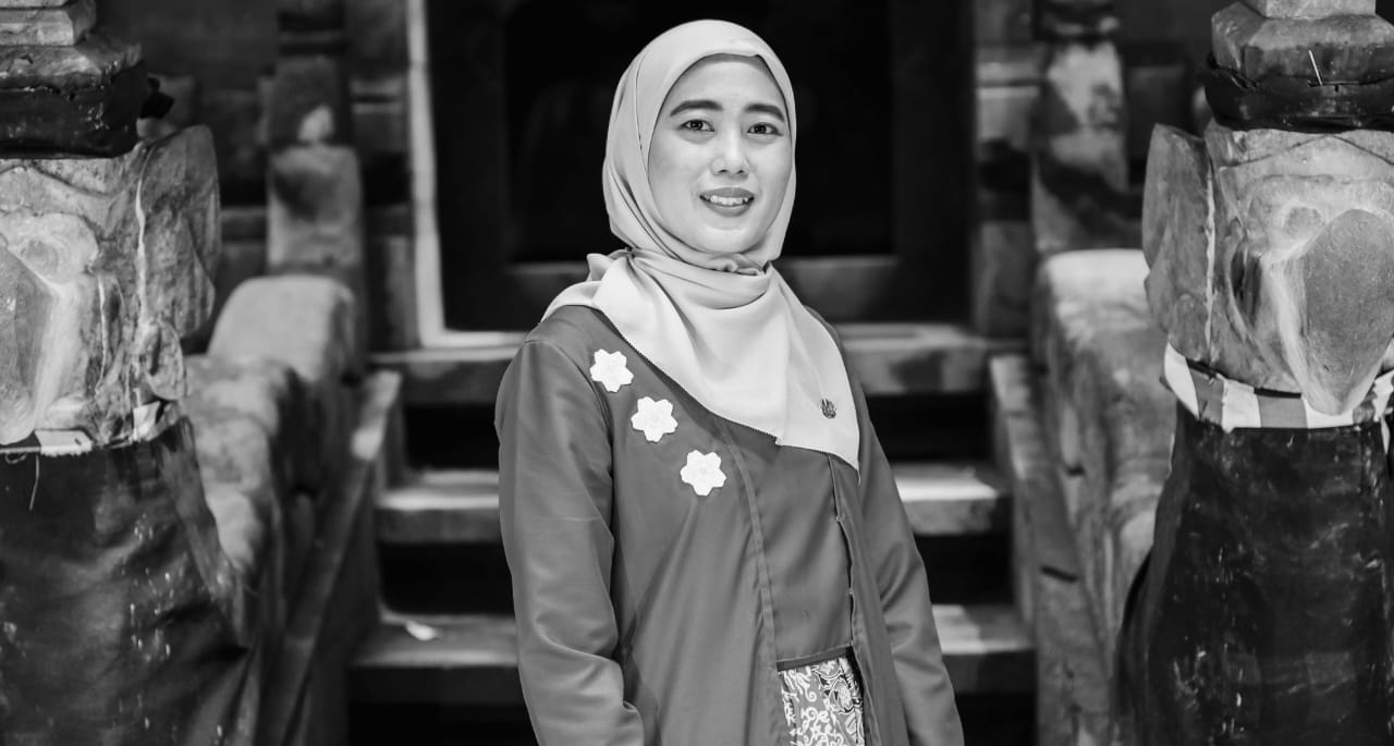 Kartini: Perempuan Tak Perlu Kebaya, Tapi Wajib Berdaya
