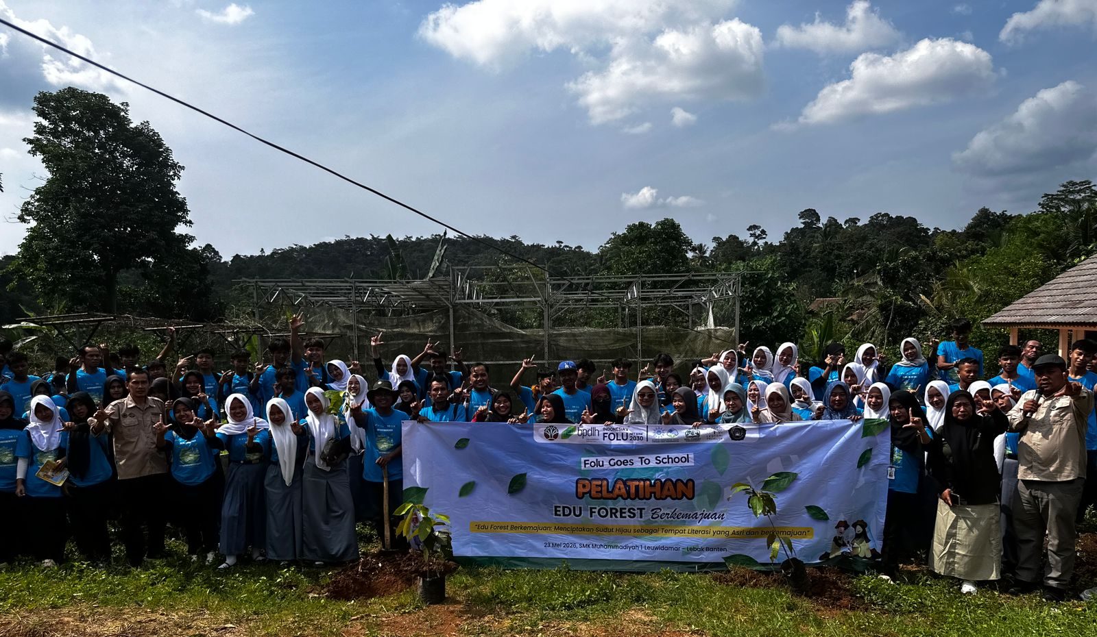 Edu Forest Berkemajuan dan BPDLH Gelar “FOLU Goes to School”, Sulap Sekolah Jadi Sudut Hijau Literasi