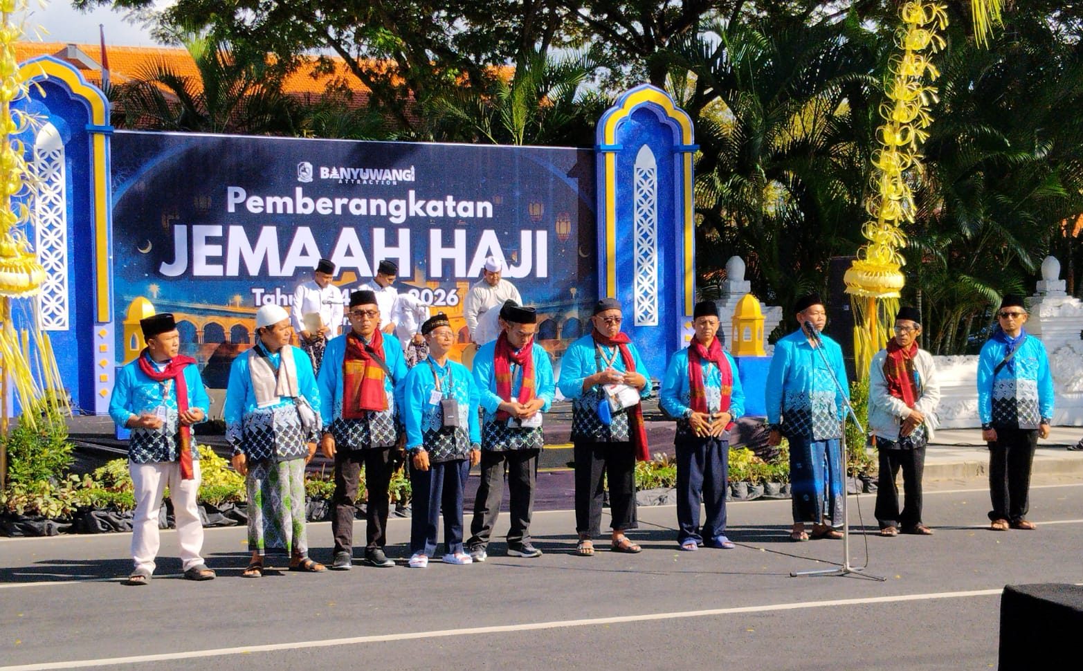 1.324 Jamaah Haji Banyuwangi Diberangkatkan ke Tanah Suci Makkah