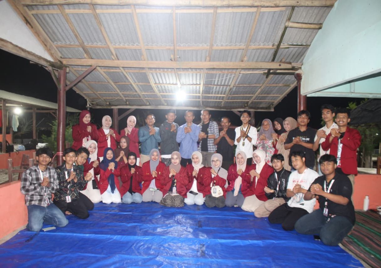 Agus Khoironi Apresiasi Bakti Sosial Mahasiswa Muhammadiyah di Watu Ulo Jember