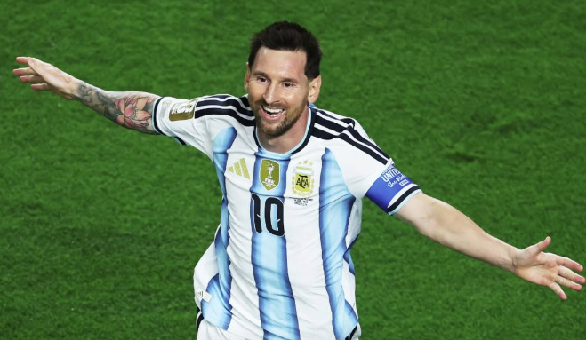 Hattrick Messi Antar Argentina Libas Aljazair 3-0, Samai Rekor Gol Piala Dunia Milik Klose