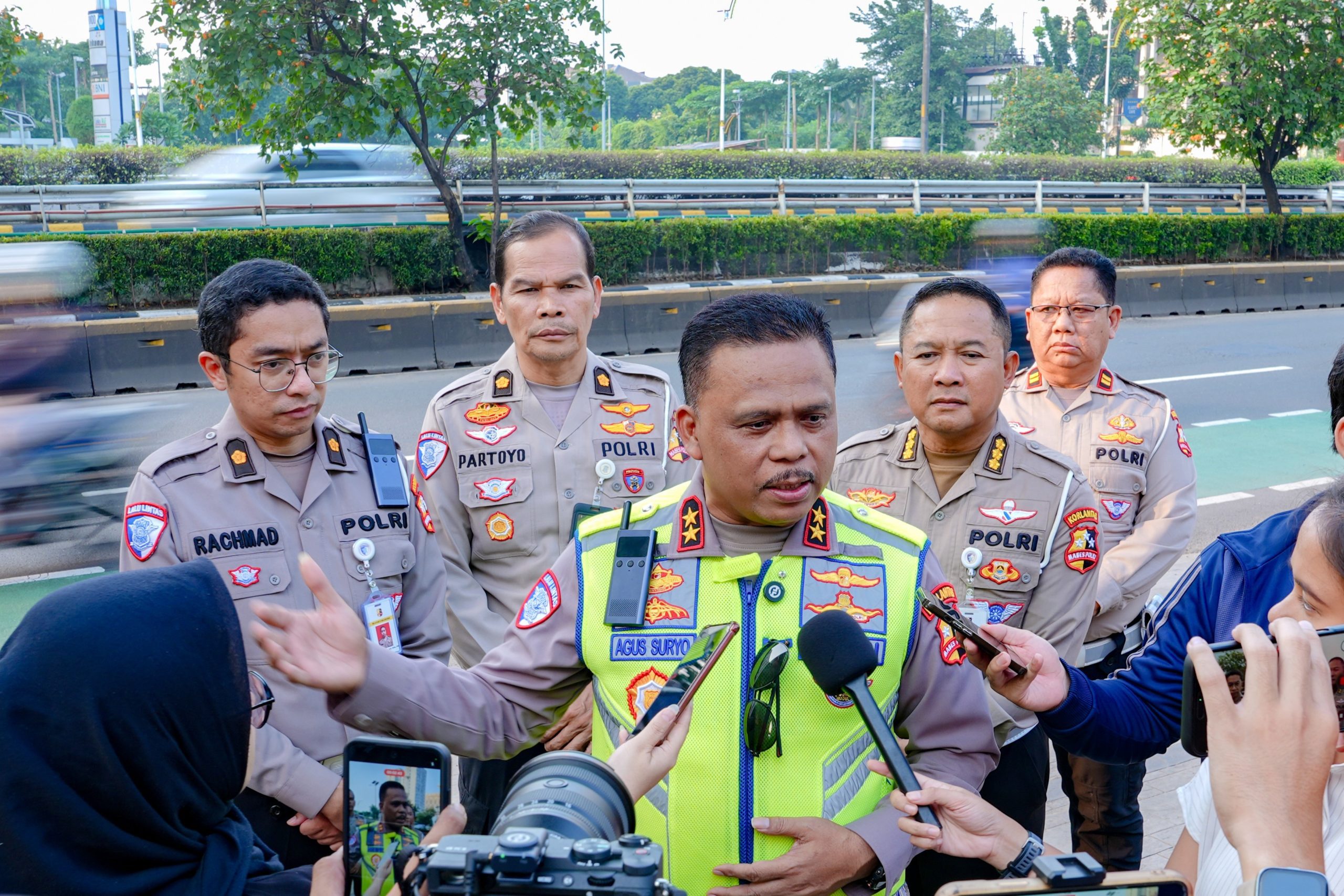 operasi patuh ditunda