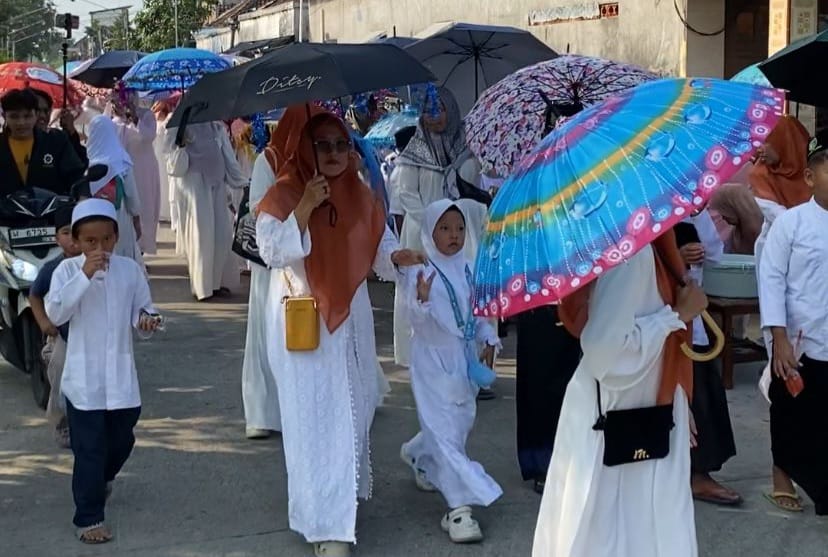 KKN UINSA Belajar Hal Baru dari Tradisi Muharram di Pucangro Lamongan
