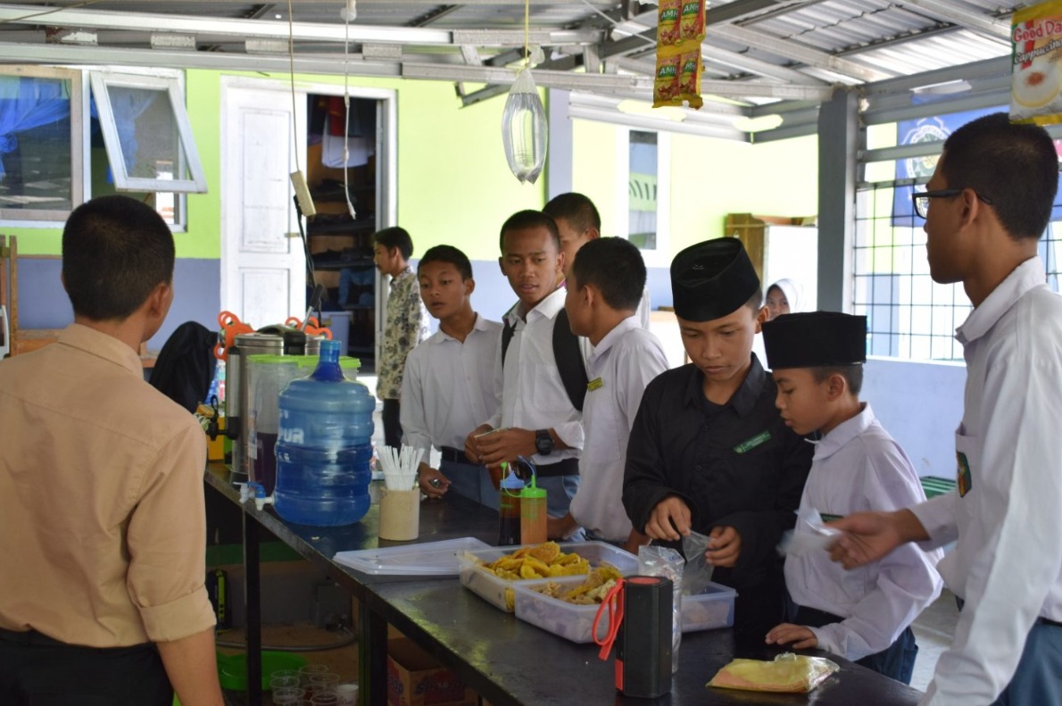 Dukungan Negara Terhadap Pesantren Kembali Diuji di Sidang MK