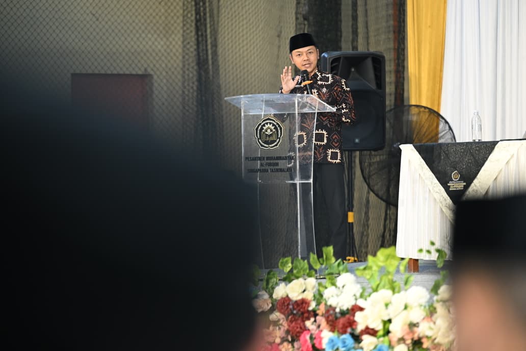 Wamendikdasmen Minta Lulusan Pesantren Menjadi Penyebar Ilmu
