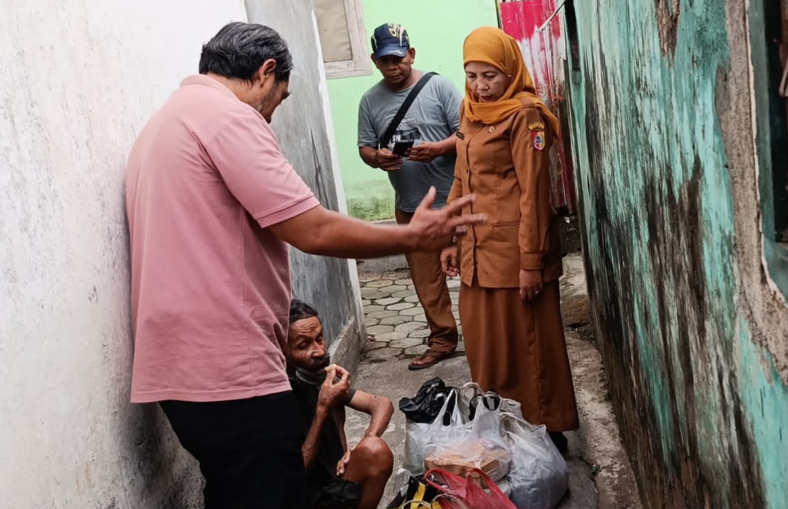 Dinsos Jember Evakuasi ODGJ Terlantar di Mangli Usai Terima Laporan Warga