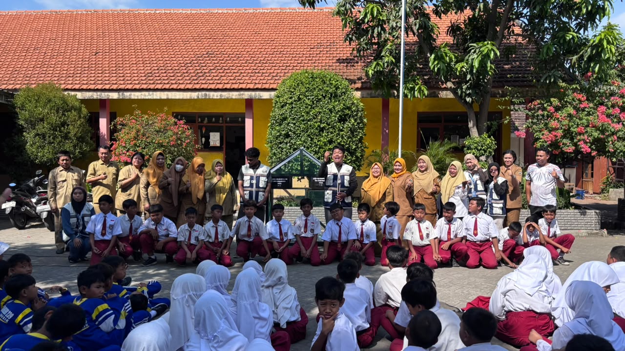 Membangun Karakter Anak Tak Cukup Hanya di Ruang Kelas