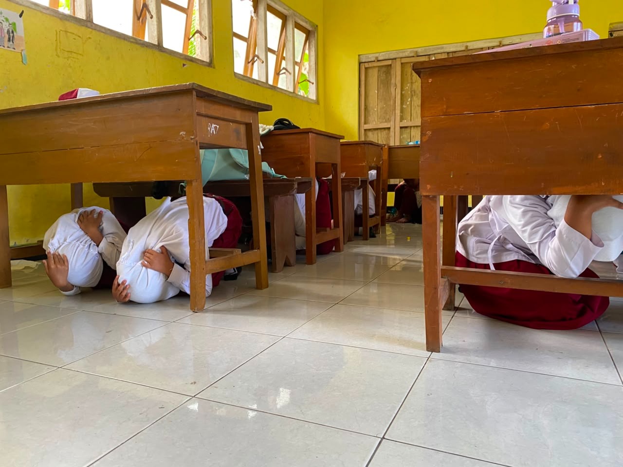 Dekat Tambang Tumpang Pitu, FPRB Banyuwangi Dampingi Madrasah Bentuk Satuan Pendidikan Aman Bencana