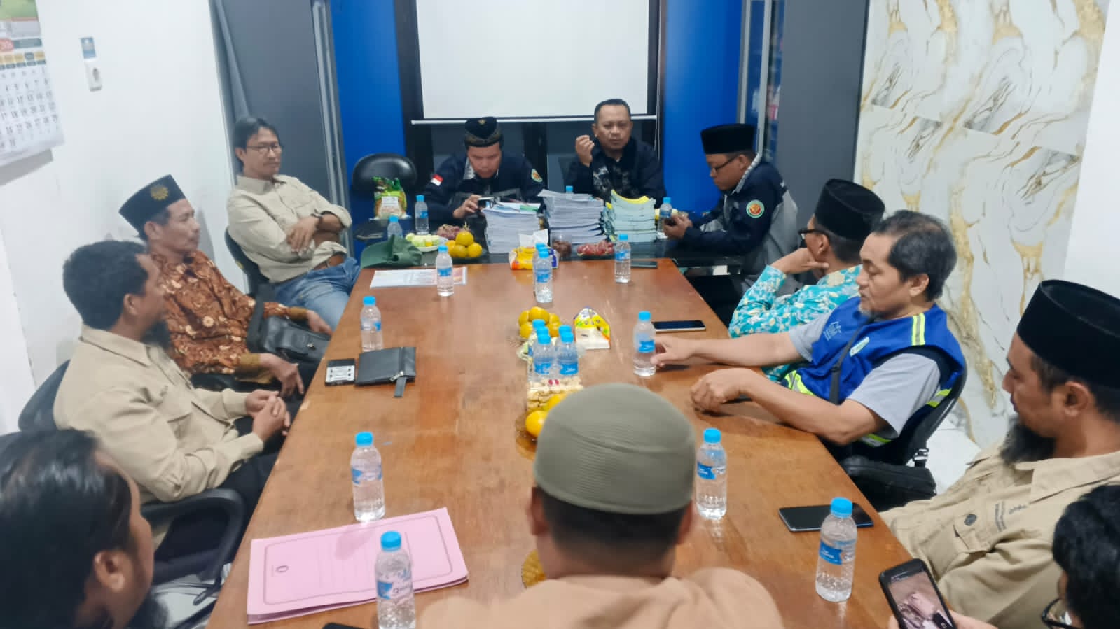 Pembinaan Kepala dan Kaur LKSA Muhammadiyah Tambaksari: Momentum Muhasabah dan Naik Kelas