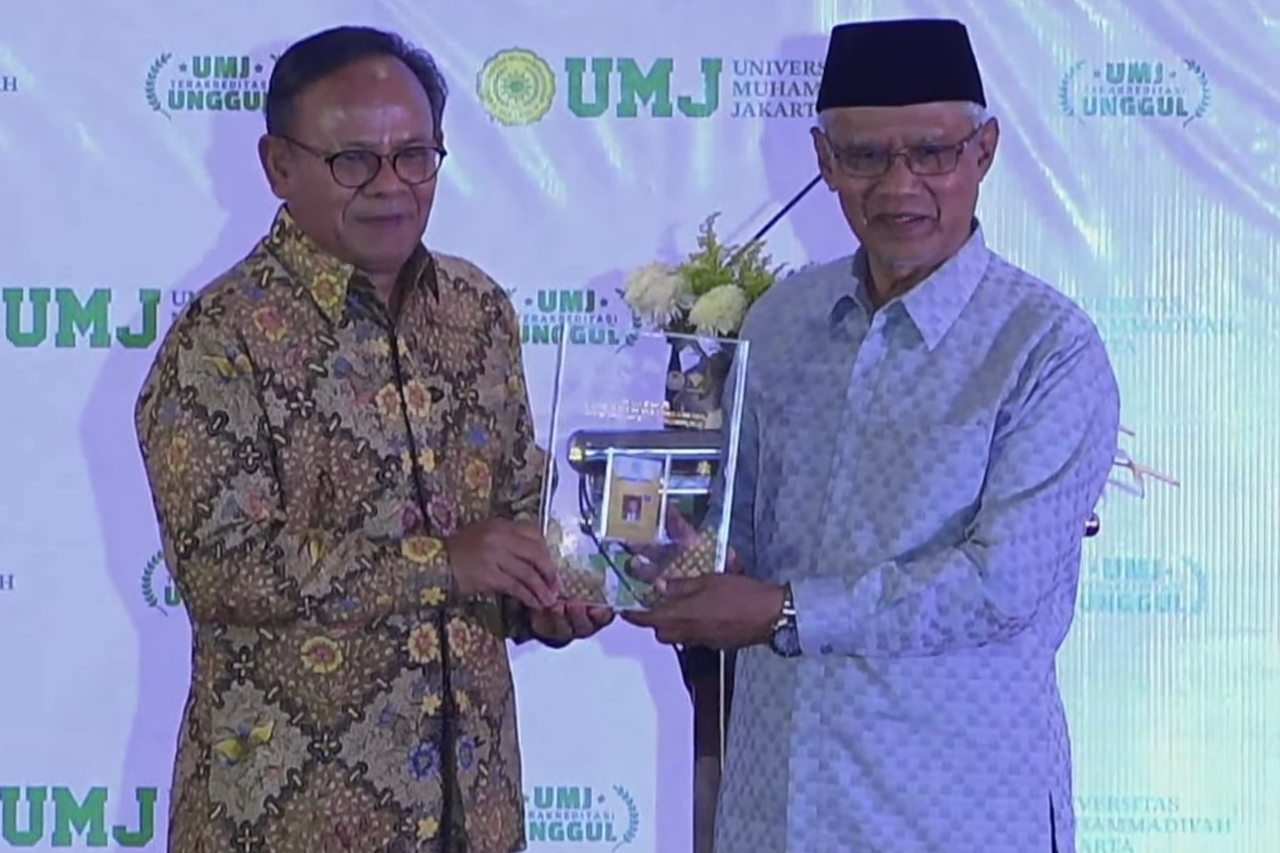 Haedar Nashir Terima Kartu Wartawan Utama dari Dewan Pers, Kenang Kiprah Panjang 42 Tahun