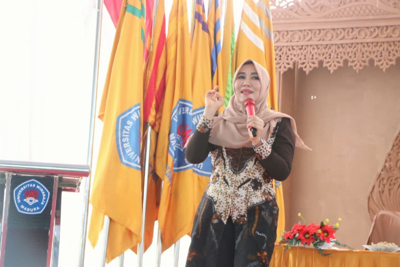 Lia Istifhama Sentil Sikap Apatis Pemuda: Masa Depan Demokrasi di Tangan Kalian
