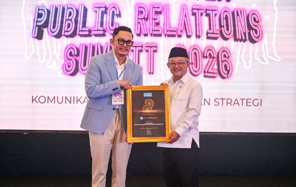 Raih Popular Government Institution Award 2026, Mendikdasmen Tekankan Pentingnya Komunikasi Empatik