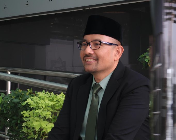 Sepekan Dilantik Lalu Mengundurkan Diri, Menag Berhentikan Rektor UINSA Akh Muzakki