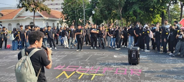BEM SI Jawa Timur Gelar Aksi Simbolik, Pemerintah Dinilai Masih Terlalu Lamban